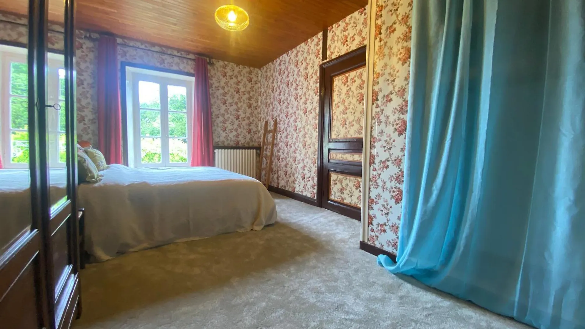 Holiday home Maison Entre Campagne Et Mer Lanvellec